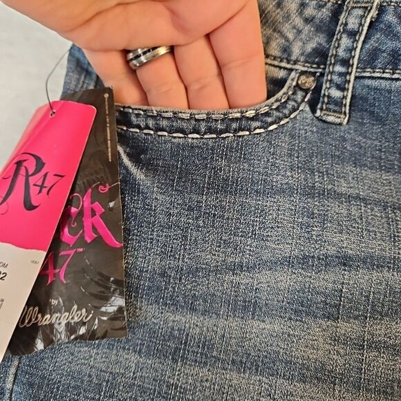 NWT Wrangler Rock 47 Womens Jeans WJX15DM 35x32 *39x33 Cowgirl Bootcut High Rise - Picture 8 of 16